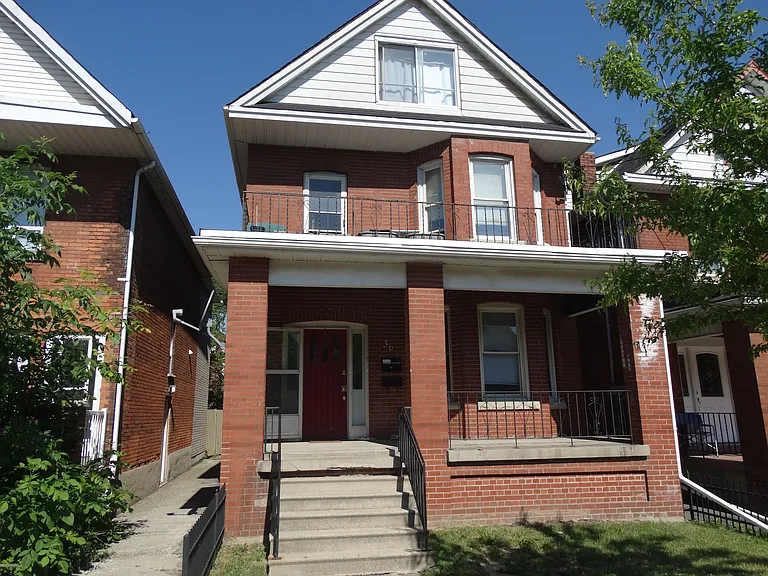 36 Sherman Ave S #1 — Photo 1