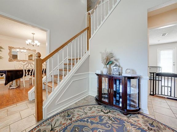 4th image of 2120 Dover Dr