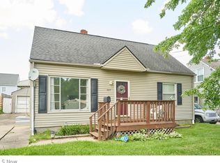 687 Thoreau Ave, Akron, OH 44306