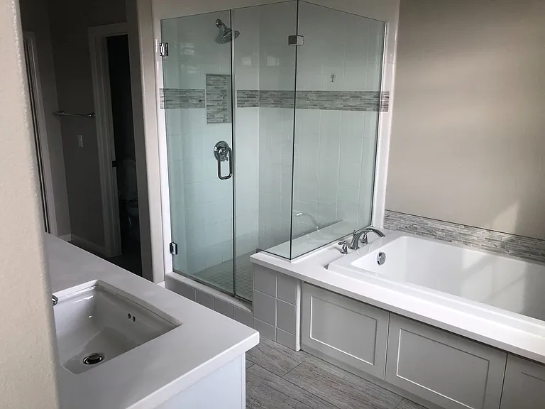 16353 Veridian Cir — Photo 4