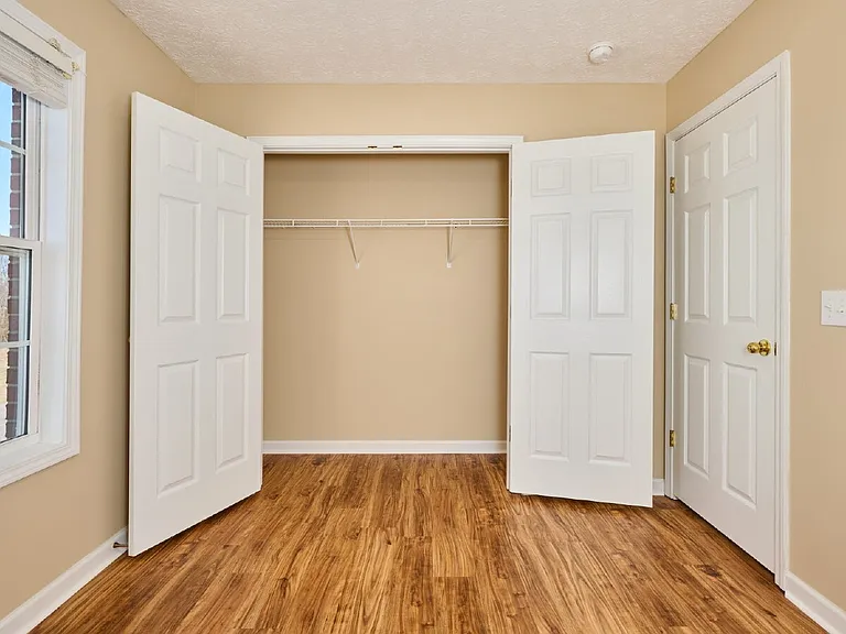 1006 Brooklyn Dr — Photo 17