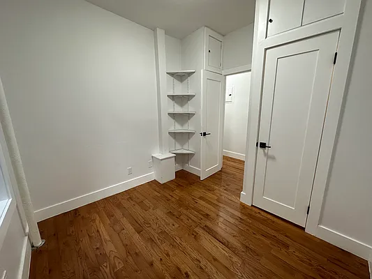 Rented by Camelot Realty Group | media 8