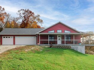 17423 413th Ave, Bellevue, IA 52031