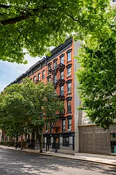 344 West 17th Street in Chelsea