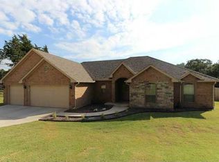 12404 Maple Ridge Ln, Guthrie, OK 73044