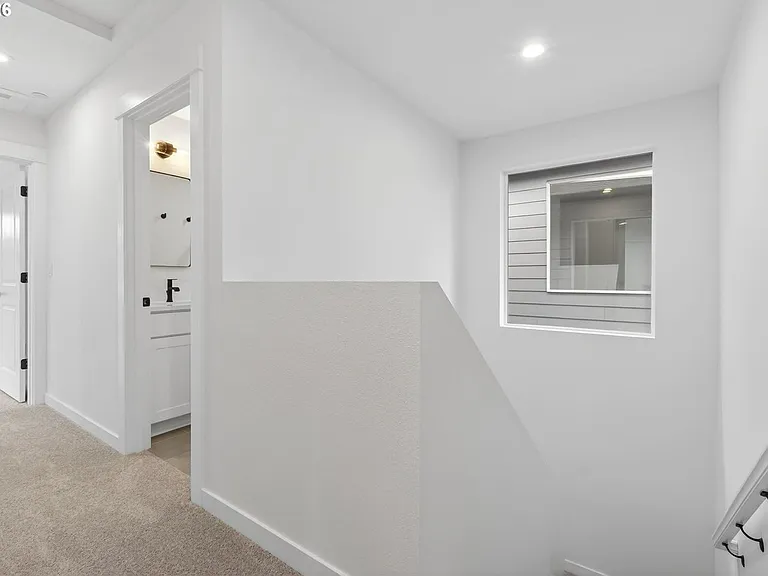 4063 SW McKinley St — Photo 12