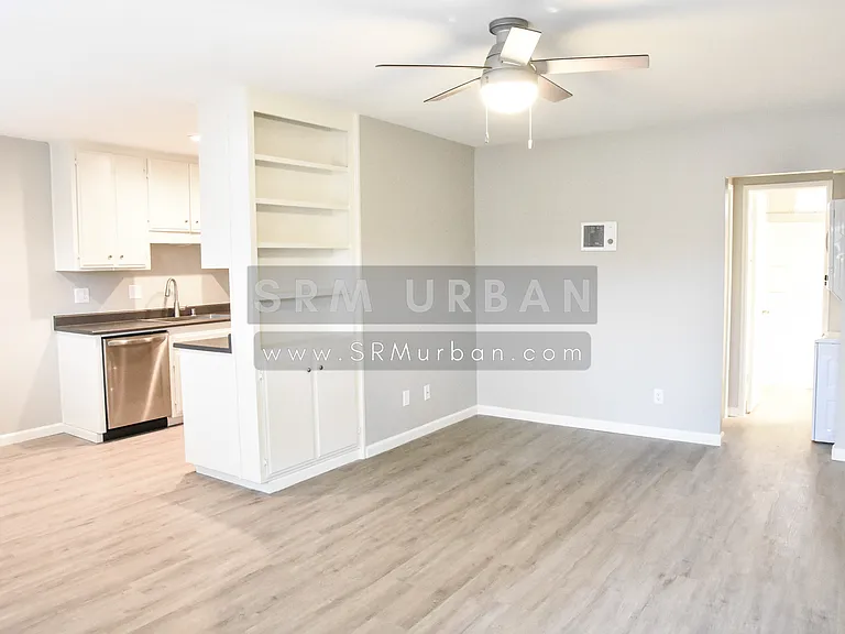 4824 W Mountain View Dr #8 — Photo 1