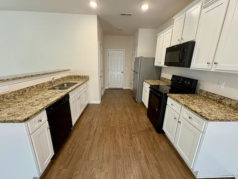6112 Purbeck Way — Photo 4