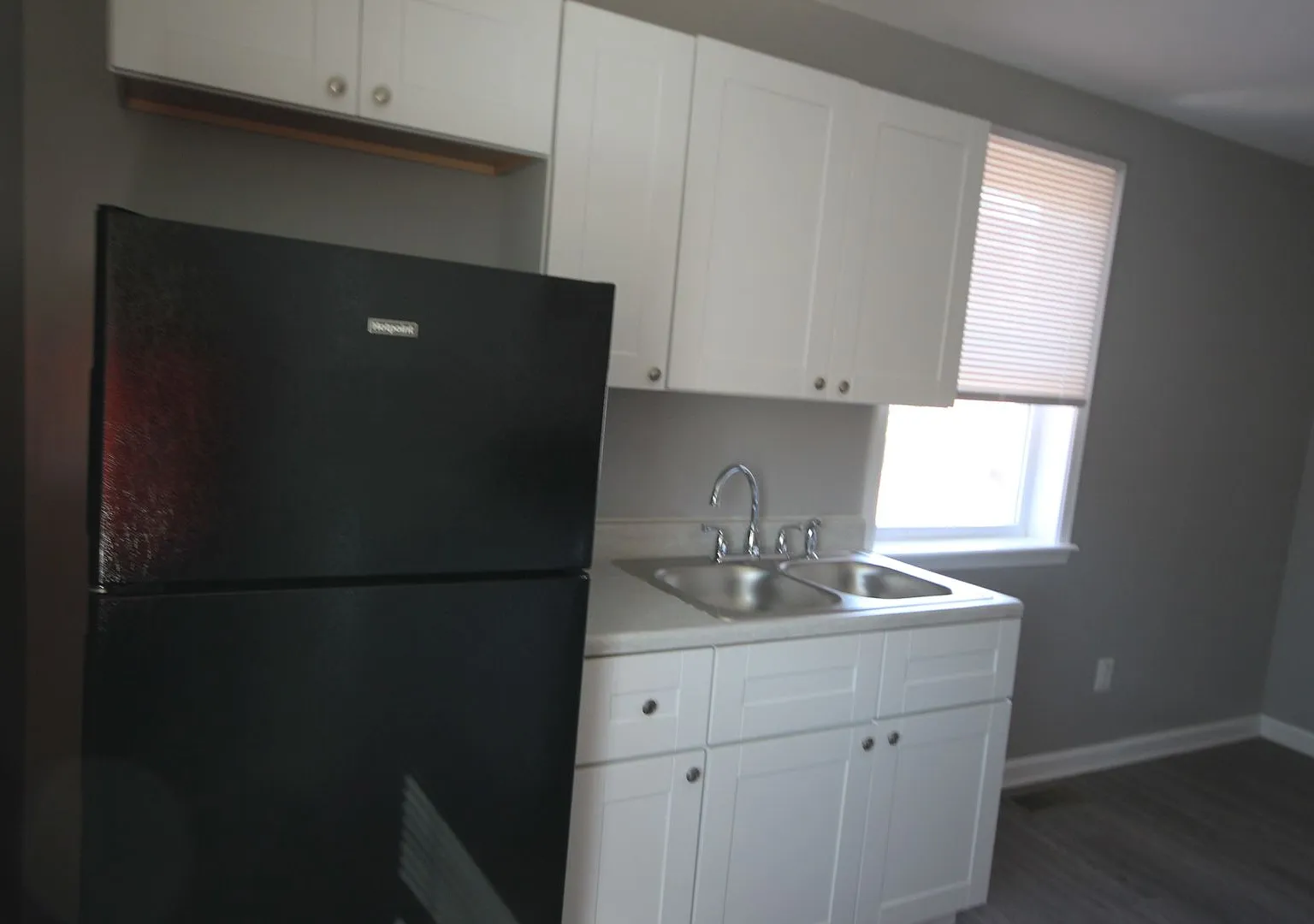 312 N Philadelphia Blvd — Photo 3