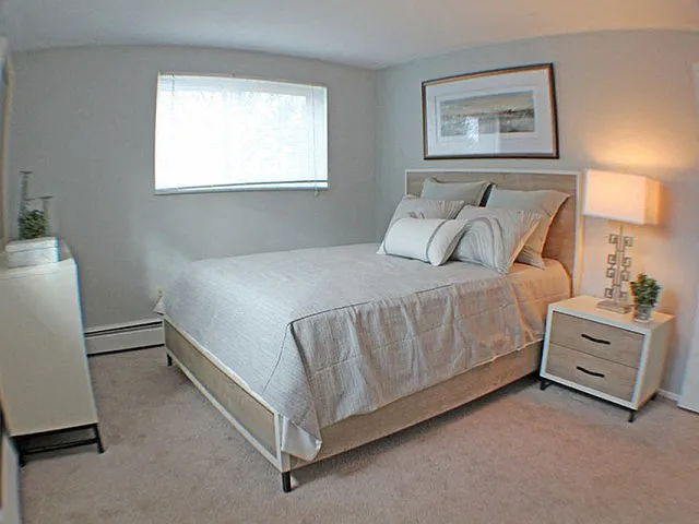 Valley York Apartments — Photo 11