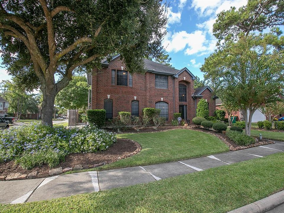 1st image of 2310 Dixie Woods Dr