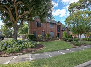 2310 Dixie Woods Dr, Pearland, TX 77581