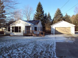 2785 N Eastman Rd, Midland, MI 48642