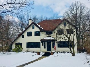 2328 Lamberton Rd, Cleveland Heights, OH 44118