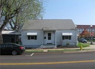 4th image of 318 Arch St