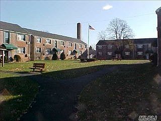 2nd image of 1010 Rottkamp St APT 3