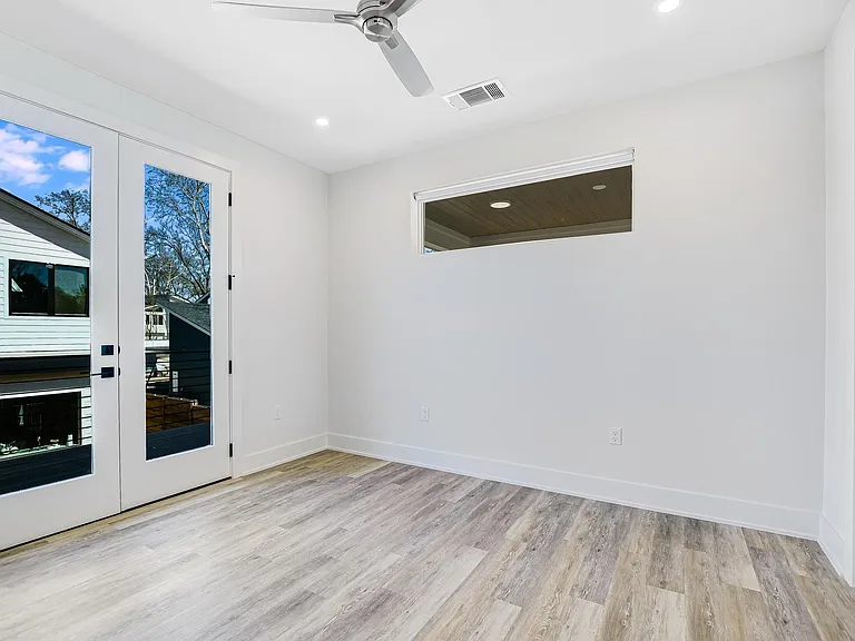 1701 W Saint Johns Ave — Photo 8