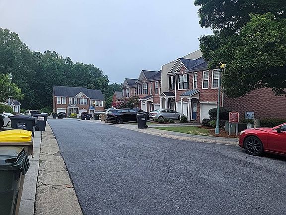 5th image of 3210 Mill Springs Cir