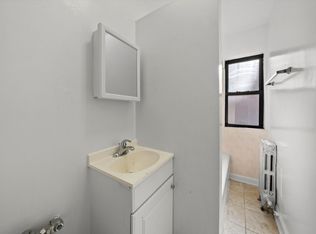 5417 Kenmore LLC, Chicago, IL 60640