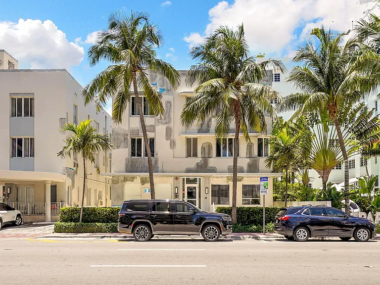 3710 Collins Ave #N-304 — Photo 30