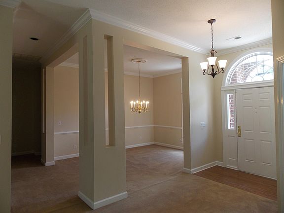 5th image of 1179 N Blackmoor Dr