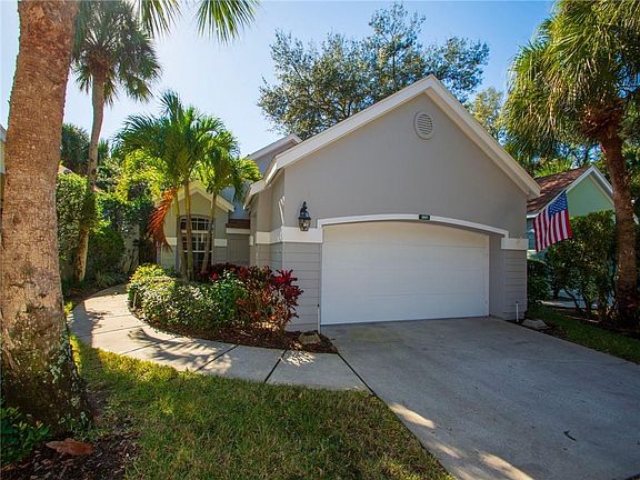 2nd image of 8805 Lakeside Cir