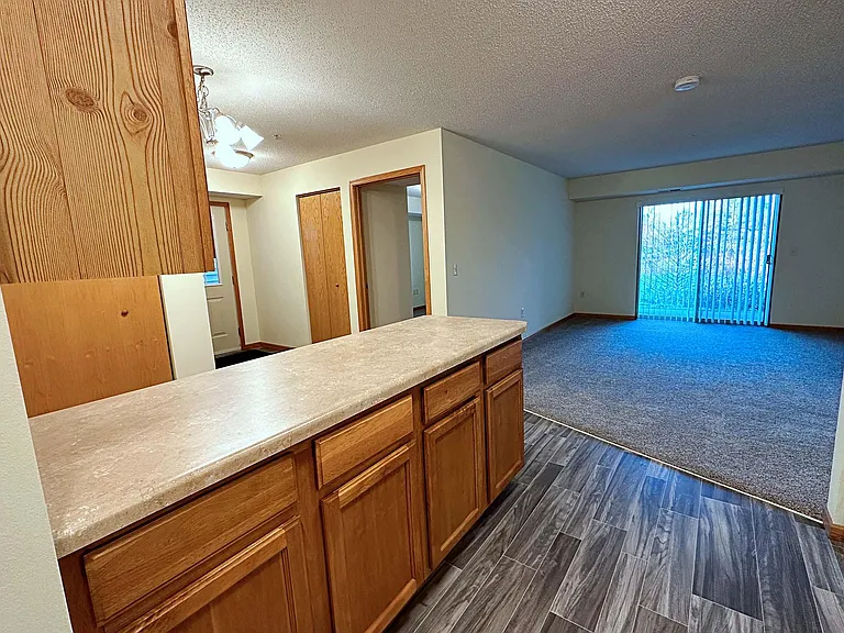 Arcade Estates West — Photo 85