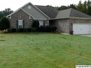 272 W Limestone Rd, Hazel Green, AL 35750