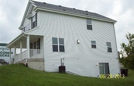 3rd image of 505 Parkview Dr