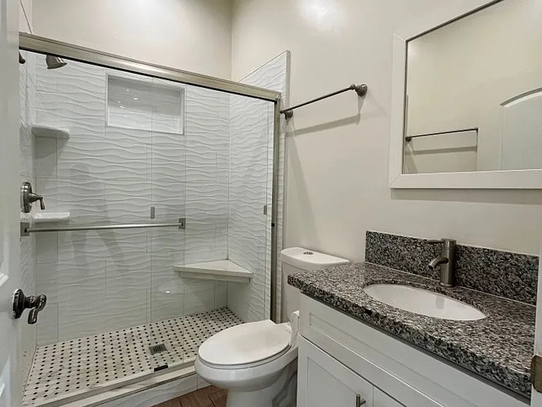 4316 Greenbush Ave — Photo 24
