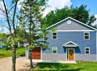 9821 N Marine Key Dr, Syracuse, IN 46567