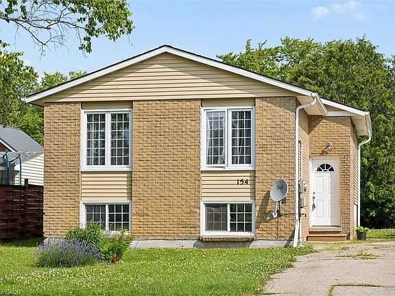 2nd image of 154 Graham Cres