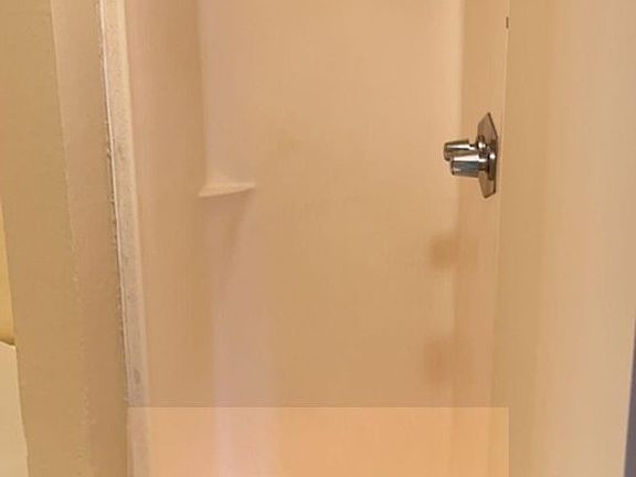 5th image of 846 W Sacramento Ave APT 2