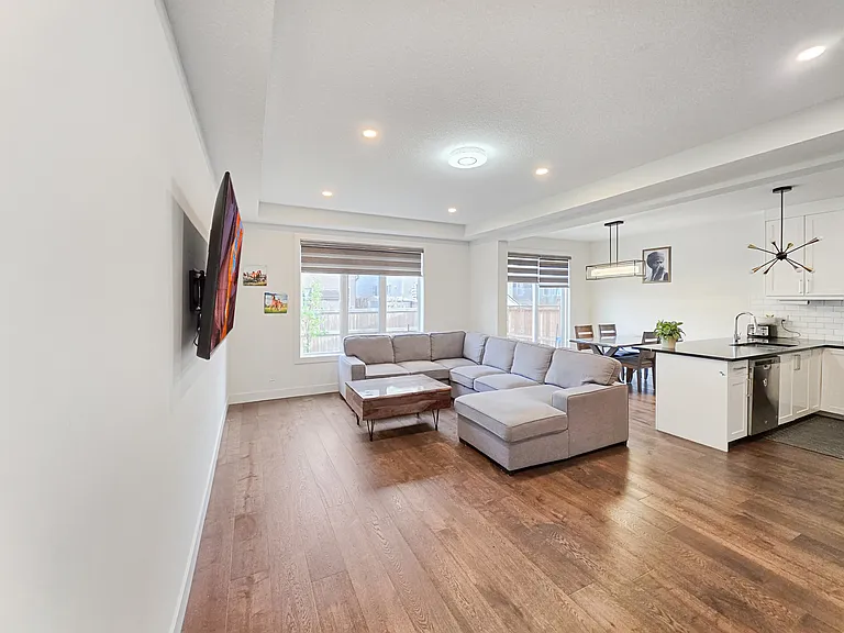 167 Windbrook Mnr SW — Photo 11