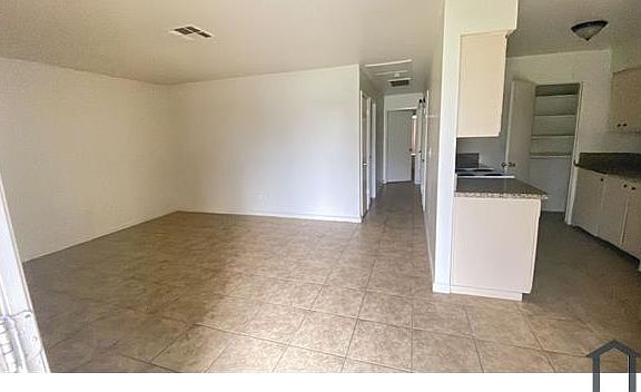 2nd image of 3052 W Pontiac Way APT 103
