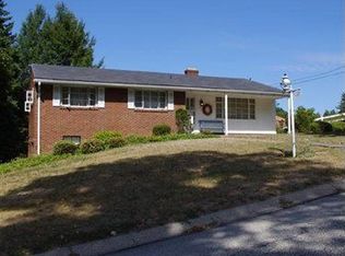 117 Shiela Dr, Pittsburgh, PA