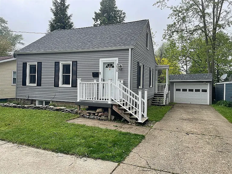 3626 W Lake Rd — Photo 1