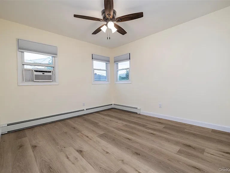 542 E Pine St #UPPER — Photo 15