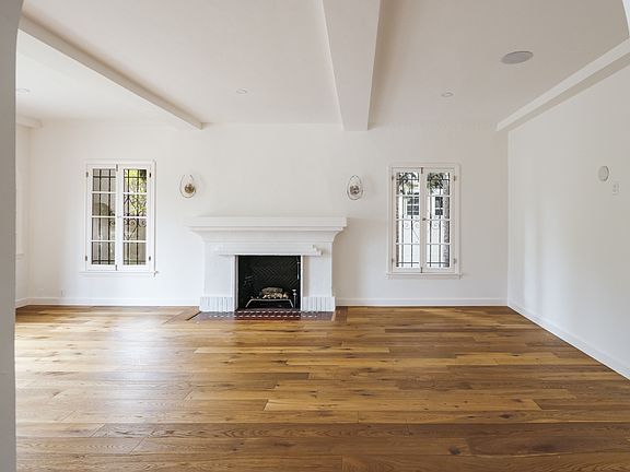 4th image of 8403 W 4th St