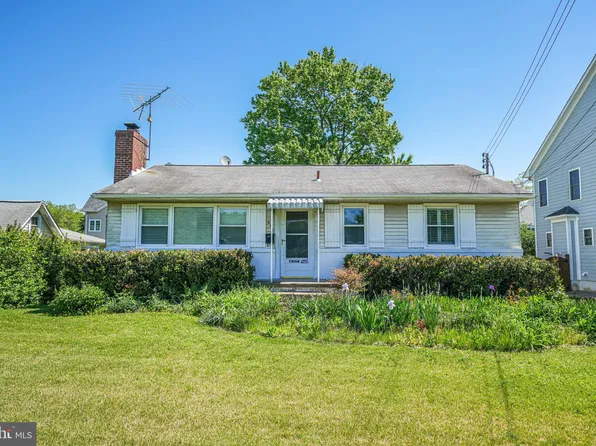 415 N Harrison St, Arlington, VA 22203