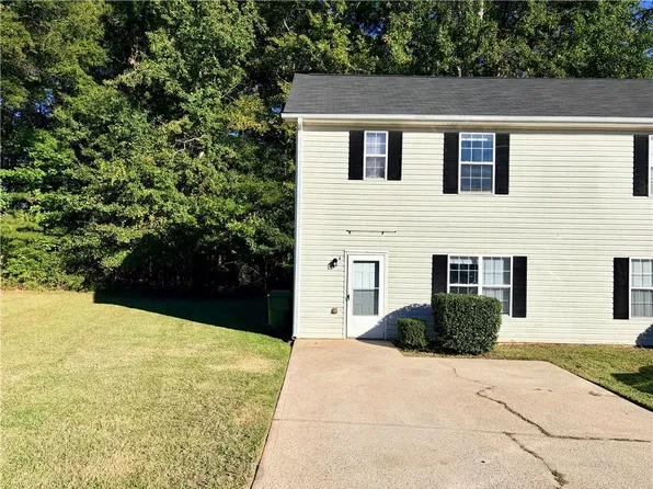 625 Baron Dr #A, Monroe, GA 30655