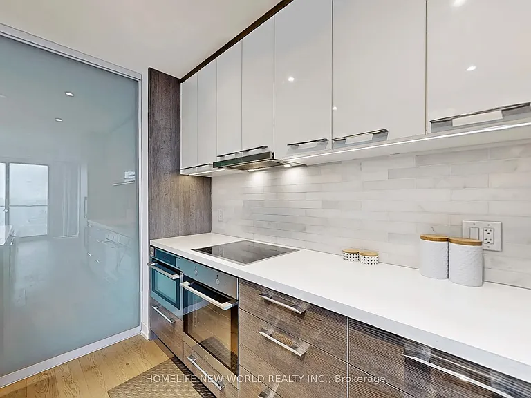 488 University Ave #4501 — Photo 14