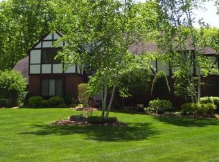 3 Ivy St, Windham, NH 03087