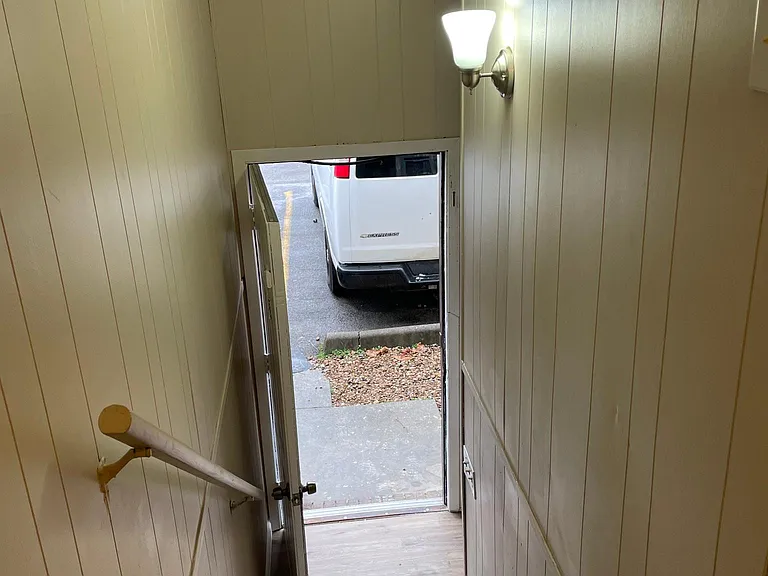 136 Hale Ave #3 — Photo 14