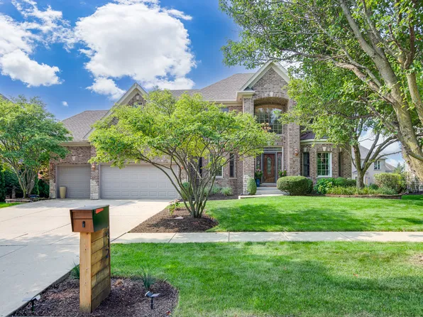 2412 Spartina Ln, Naperville, IL 60564