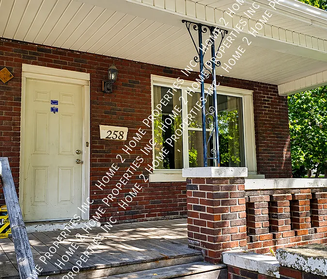 258 Detroit St — Photo 1