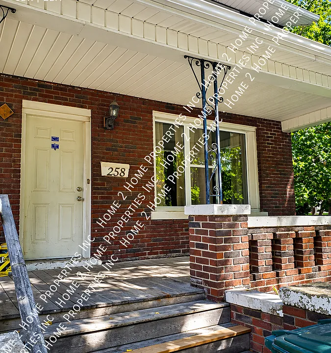 258 Detroit St