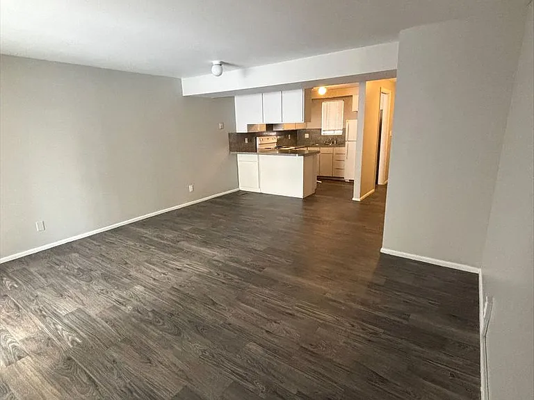 Eastridge — Photo 14