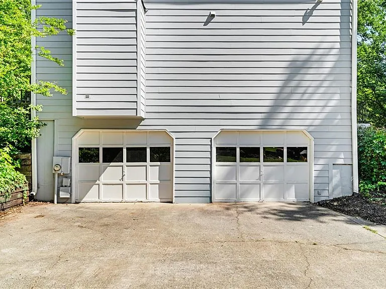 608 Adam Cir — Photo 41