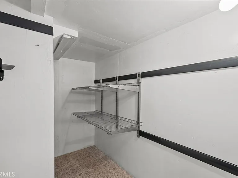 2304 Woodland Dr — Photo 10